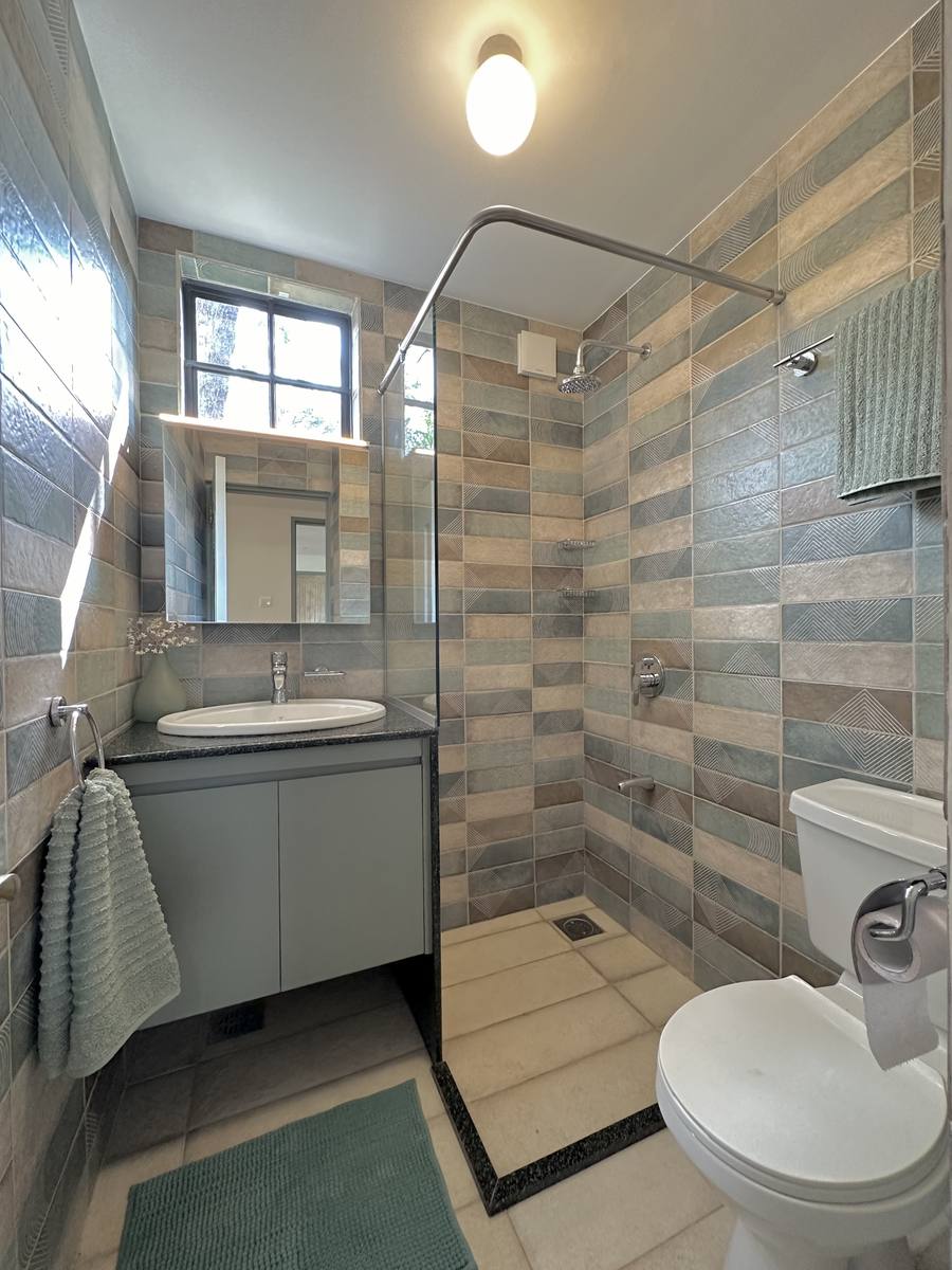 The Hedge - Gallery 21