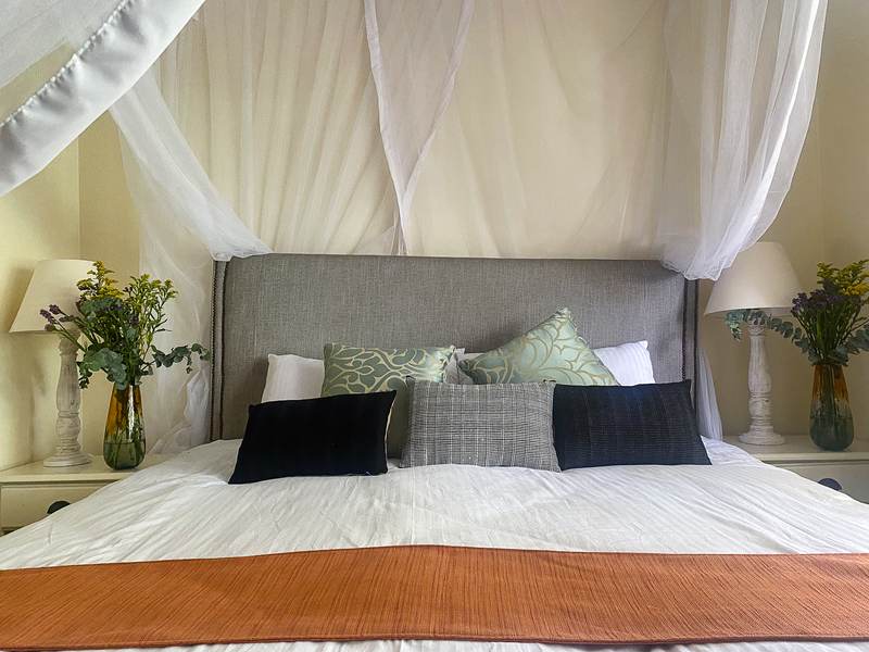 Petrea Cottage - Gallery 33